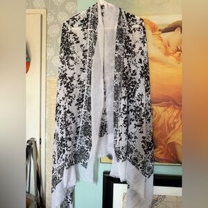 Black and white very lightweight fabric scarf/sarong